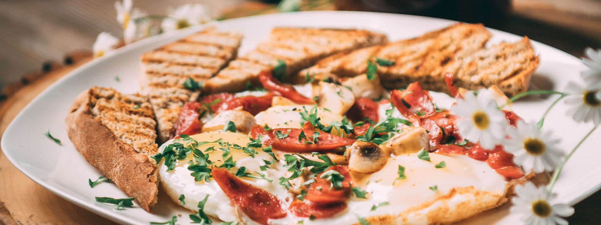 A plate of food with eggs and toast.